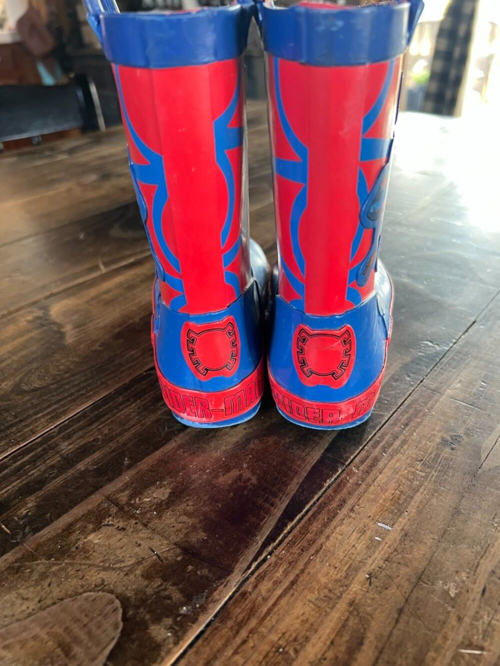 Marvel Spiderman Rain boots  Size 9/10 - Picture 3 of 6